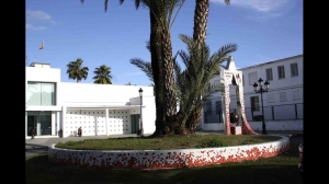 Cerámica Arquitectónica de espacio público. Rotonda del polideportivo La Palma CF